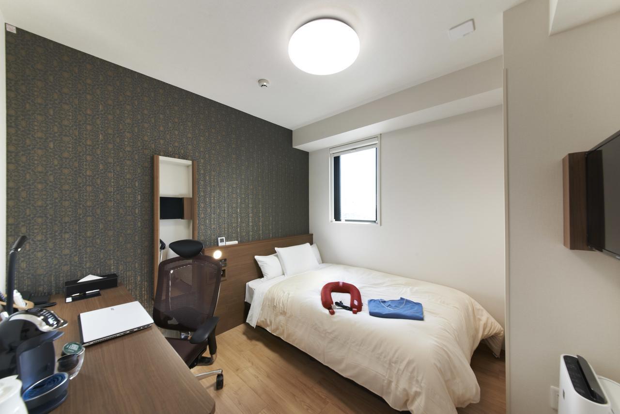 Hotel Sun Clover Koshigaya Eki Mae Kültér fotó