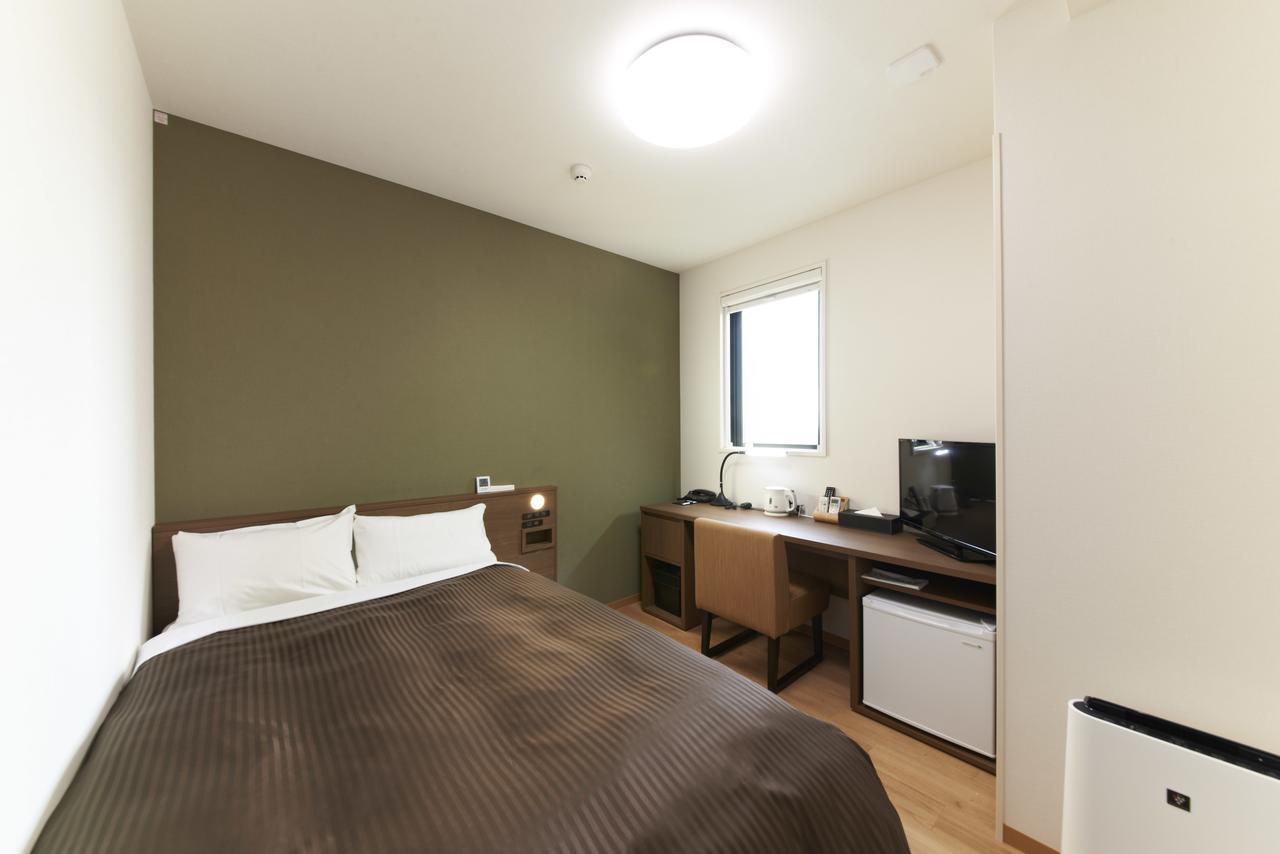 Hotel Sun Clover Koshigaya Eki Mae Kültér fotó